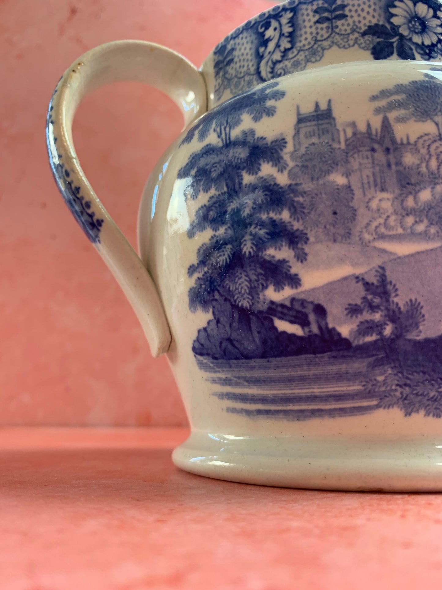 19th century Jug With Knights Scene